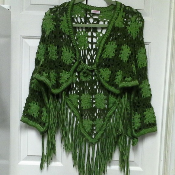 Desire USA Sweaters - Fringed Crochet Capelet Poncho Shawl One Size